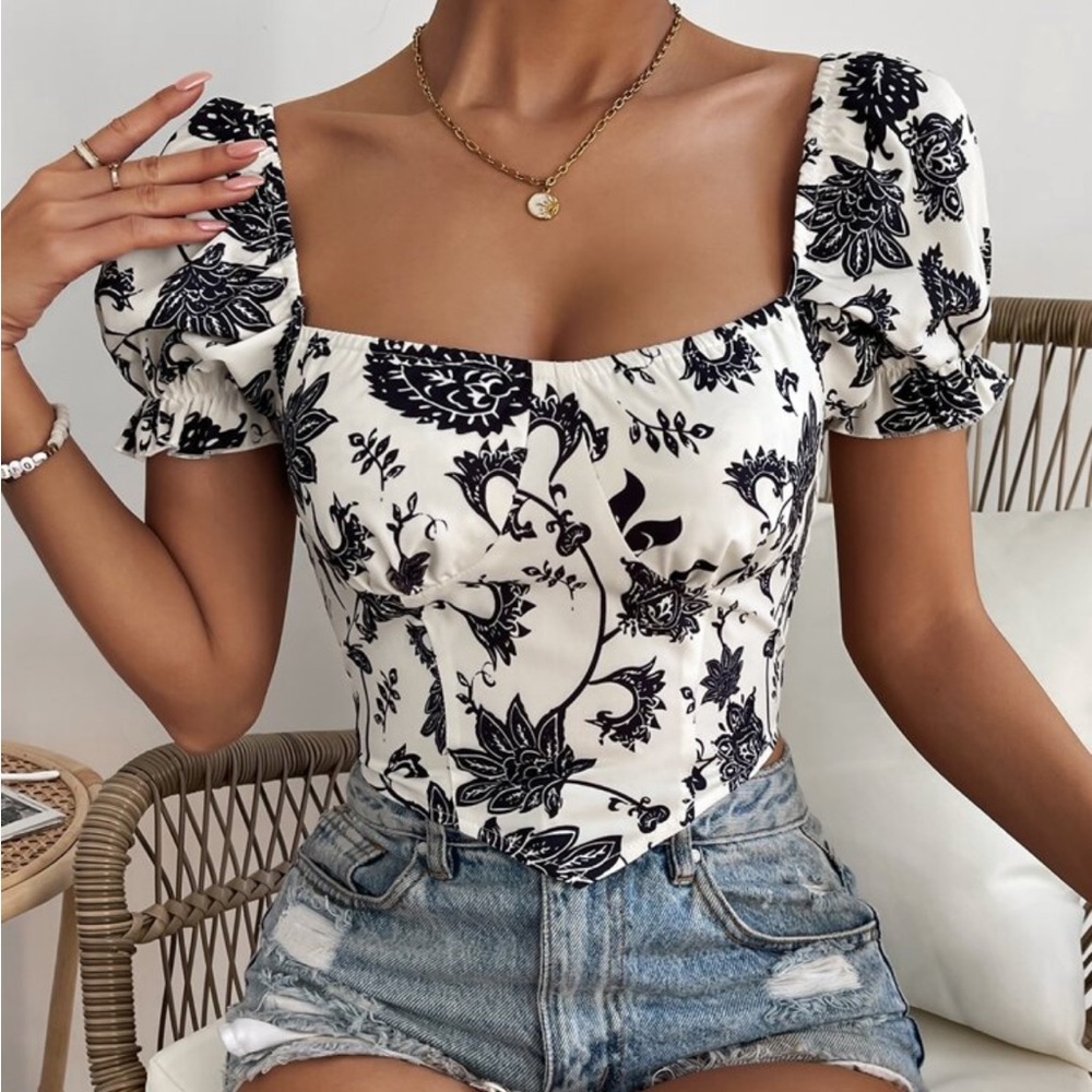Floral Puff Sleeve Corset Crop Top - Black and White